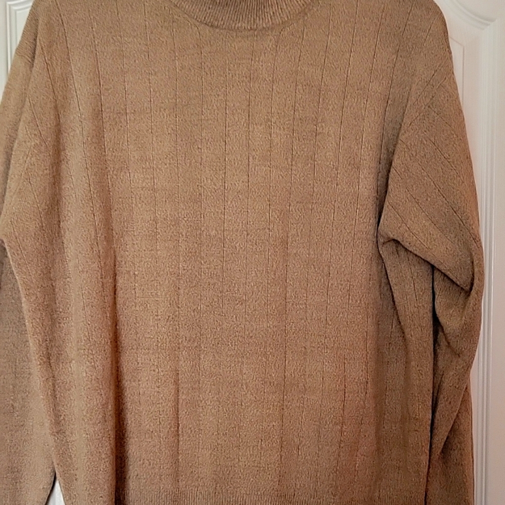 Men's Camel Sweater